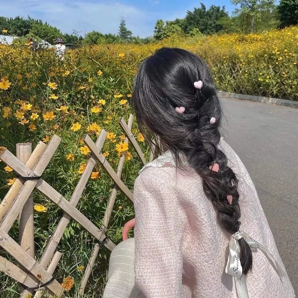 满月之下请相爱
